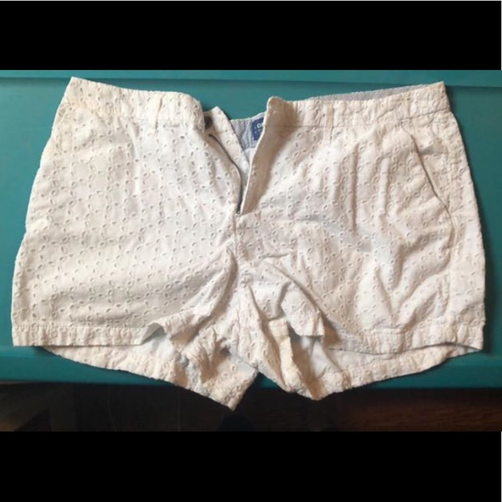 Detail short
